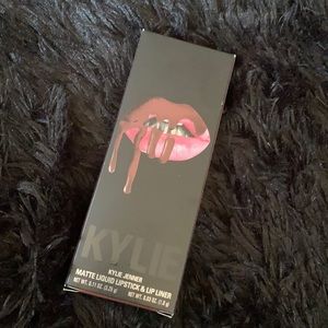 Authentic Kylie Lip Lit